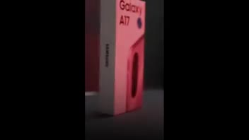 ریلز اینستاگرامی unboxing گوشی