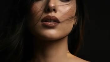 ویدیویی تبلیغاتی از یک برند عطر