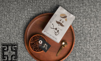 طراحی بسته بندی قهوه رومن