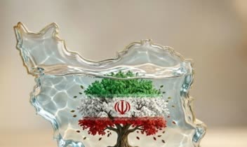 نقشه ایران و نوجوانان در حال رشد
