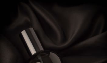 عکاسی تبلیغاتی از مجموعه عطر Beauty store