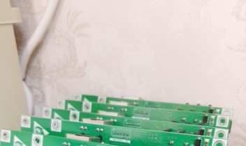 طراحی برد پنل نمایشگر و کنترل کمدهای رختکن باشگاه ورزشی