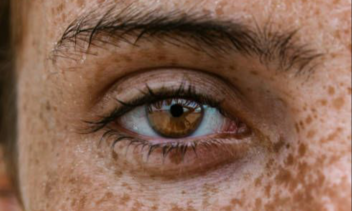 نمونه قابل اجرا ( روتوش عکس حرفه ای )