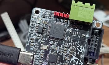ساخت برد مولتی پراگرامر STM32/STM8/FPGA
