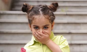 عکاسی خیابانی برند لباس بچگانه