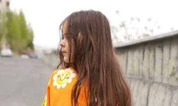عکاسی خیابانی برند لباس بچگانه