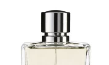 طراحی پوستر تبلیغاتی برای ادکلن