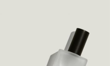 طراحی لوگو برند عطر LA NEIGE PERFUME