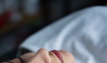 تولید محتوا آرایشی بهداشتی و سلامت پوست