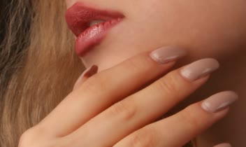 عکاسی طلا با مدل عکاسی تبلیغاتی طلا با مدل