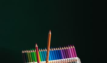 عکاسی تبلیغاتی برای برند آرتیست