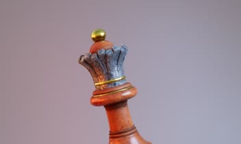 مدلسازی و تکسچرینگ مهره وزیر شطرنج