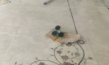 طراحی تایل واترجت کف ودیوار با سنگ طبیعی مرمر ( مکان : دوحه قطر )