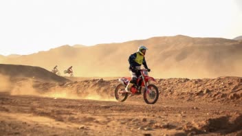 نمونه کار عکاسی ورزشی موتور کراس