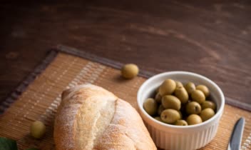 عکاسی تبلیغاتی از محصولات نان سحر