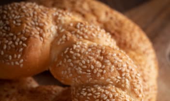 عکاسی تبلیغاتی از محصولات نان سحر