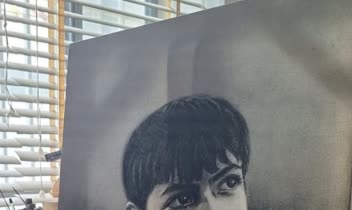 پرتره سفارشی پسرک با تکنیک سیاه قلم