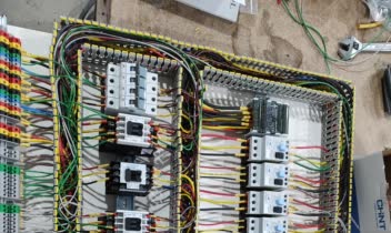 مونتاژ و اجرای انواع سیستم های سردخانه، water inrow. Plc Siemens