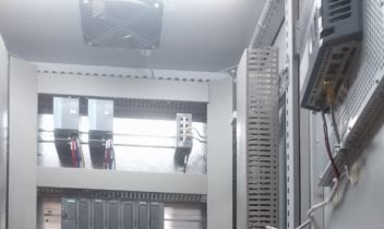 طراحی و ساخت تابلو PLC به همراه HMI برای پمپ خانه