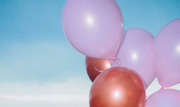 عکاسی کودک در فضای باز و خانه شخصی