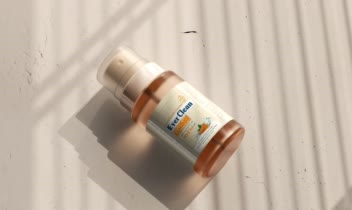 طراحی لیبل برای لوازم آرایشی و شوینده