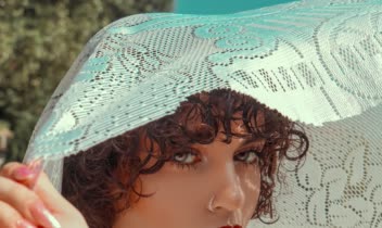 عکاسی پرتره فشن + ریتاچ و رتوش حرفه ای