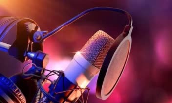 گویندگی و صدا پیشگی برای کتاب صوتی،پادکست و ...
