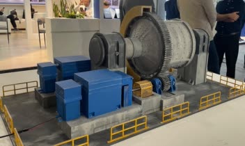 ماکت سه‌بعدی صنعتی — مدل مفهومی آسیاب نیمه‌خودشکن (SAG Mill)