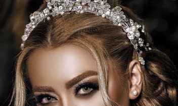 عکاسی مدلینگ پرتره بیوتی ورزشی تبلیغاتی فضای باز و انواع تصویربرداری و تدوین انواع کلیپ