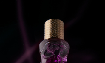 عکاسی تبلیغاتی  از عطر و ادکلن
