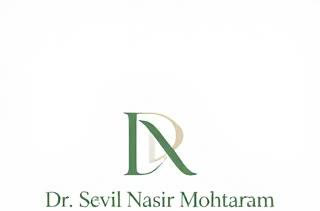 طراح گرافیکی مجموعه گالری آموزش