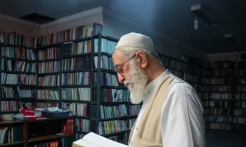 پادکست و نریشن با موضوعات گوناگون