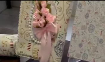 طراحی کاغذ کادو و جعبه کادو با الهام از سفالینه های ایران باستان