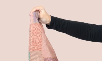 طراحی پارچه شومیز و کت و روسری