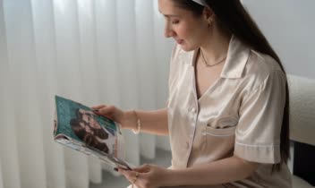 عکاسی و تولید محتوای لباس خواب و راحتی