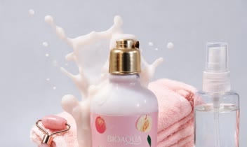 طراحی پوستر برای محصولات مراقبت پوستی