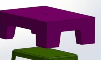 طراحی قالب تزریق پلاستیک چهارپایه با SolidWorks
