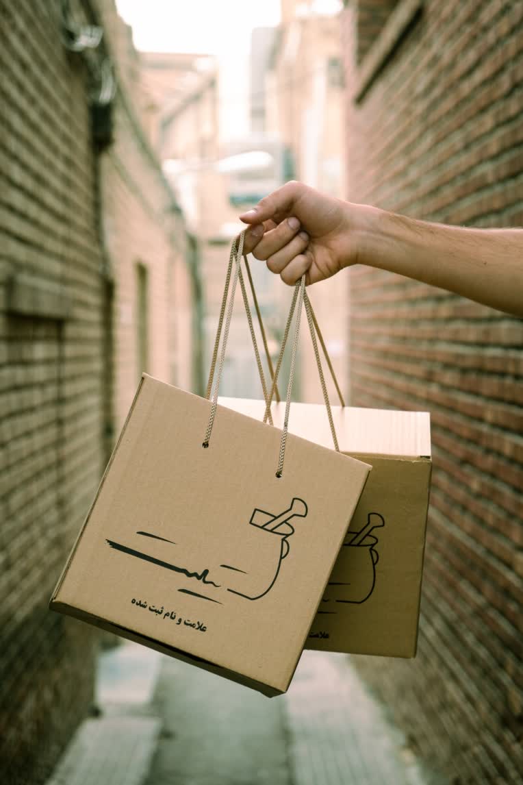 عکاسی از رستوران تیلیت برای صفحه اینستاگرام
