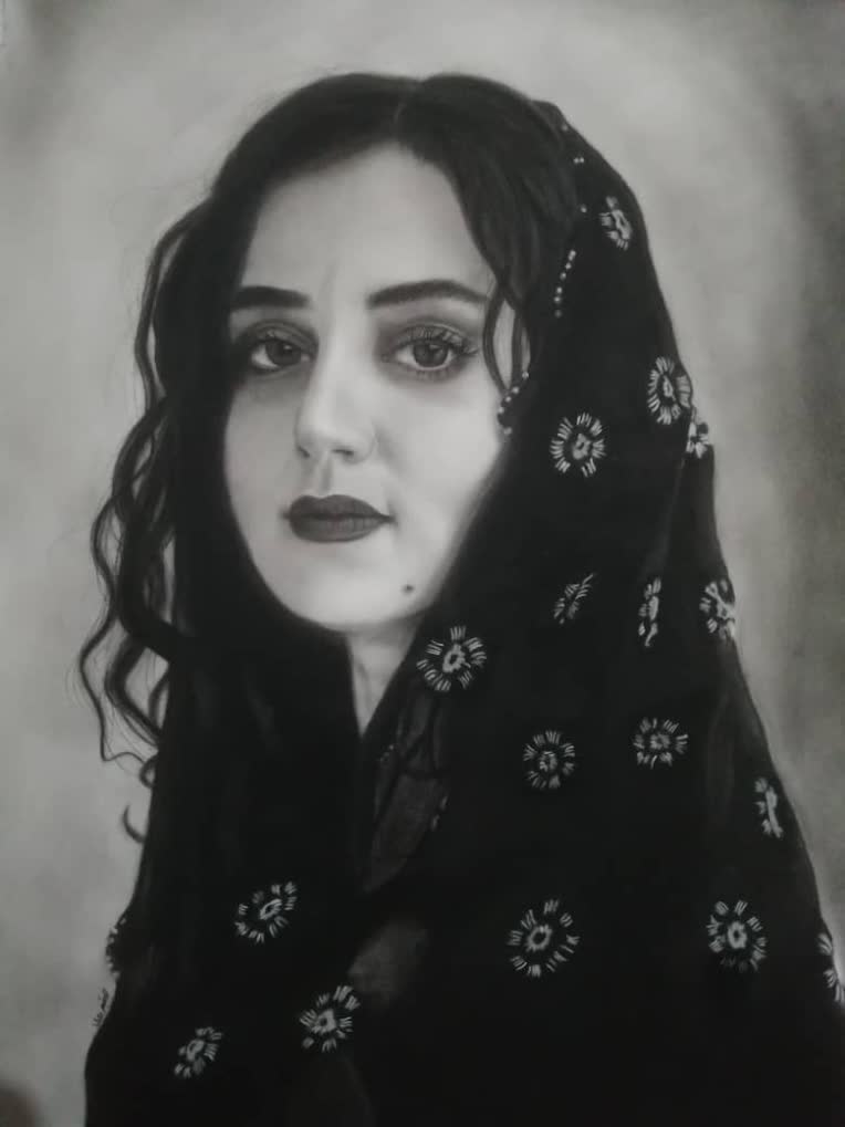 سفارش طراحی چهره سیاهقلم از روی عکس