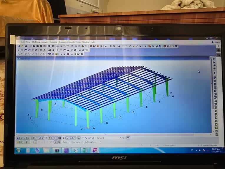 طراحی سوله با نرم افزار sap2000 , و مدلسازی و نقشه shop drawing با نرم افزار تکلا استراکچر