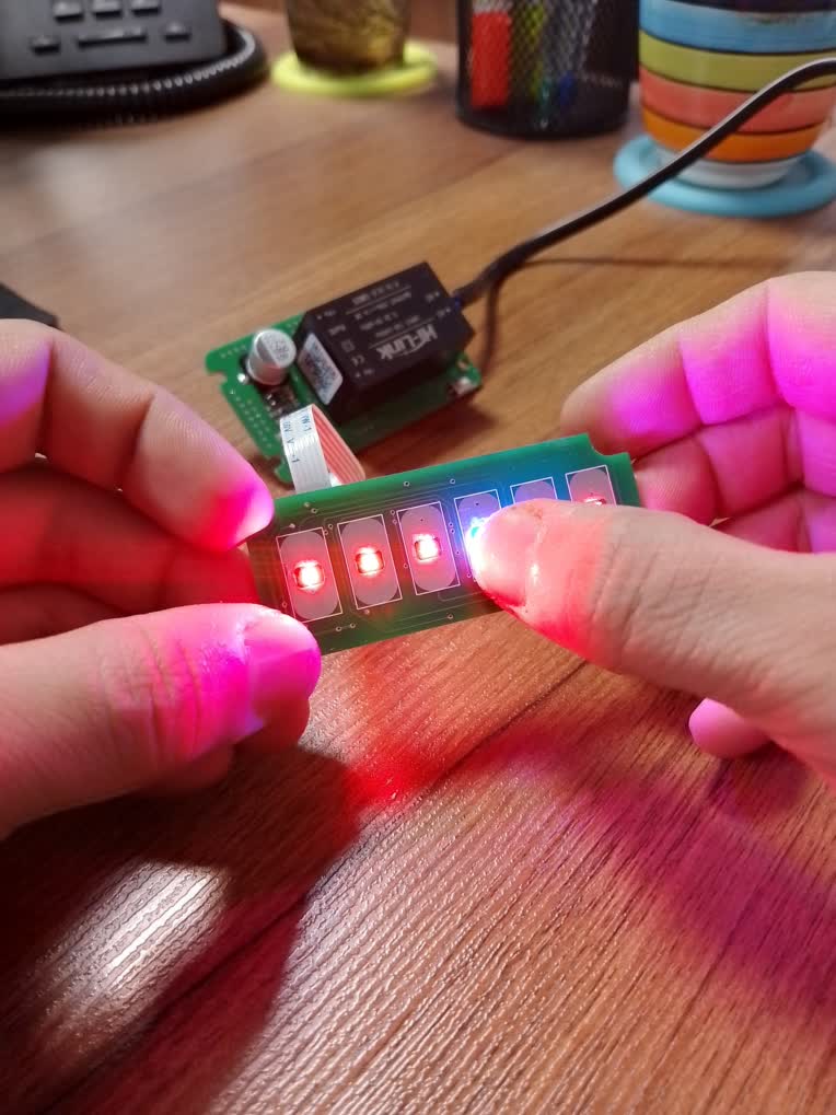 طراحی برد تاچ و پاور کلید لمسی