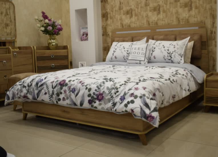 طراحی روتختی برای کالای خواب سپارشی