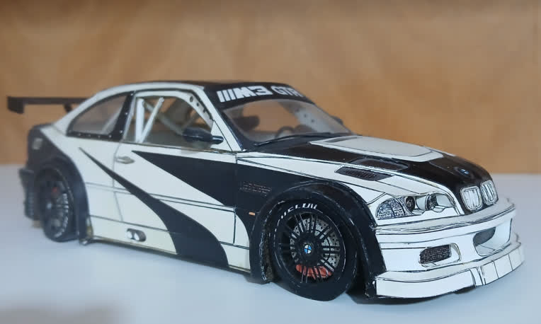 طراحی و ساخت ماکت کاغذی BMW E46 باجزئیات بالا