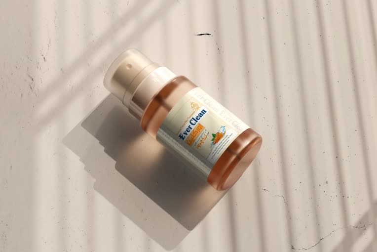 طراحی لیبل برای لوازم آرایشی و شوینده