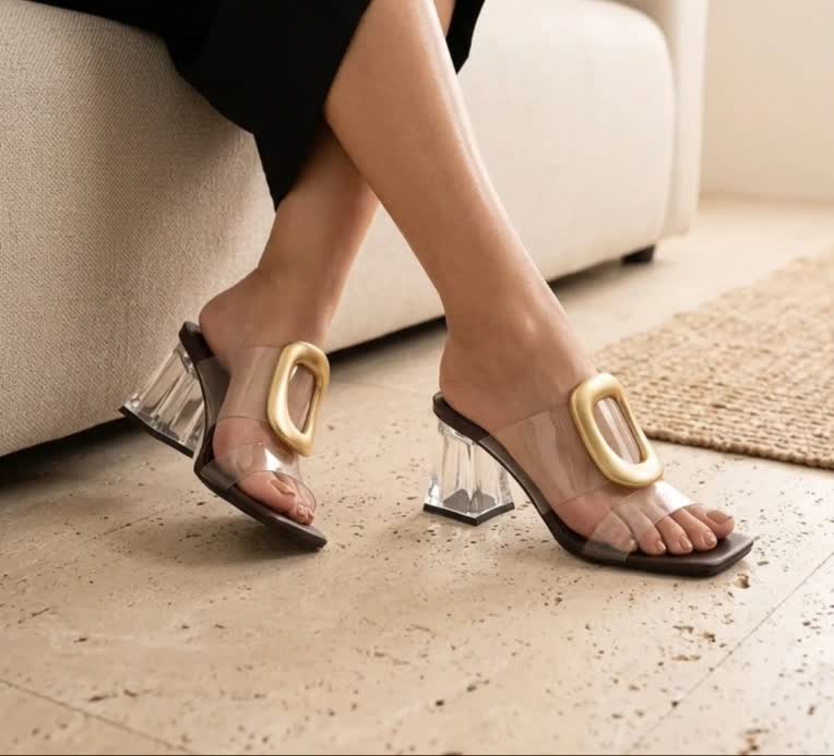 تولید عکس با محصول به سبک عکاسی تجاری