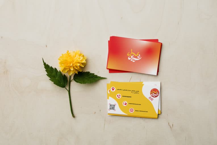 طراحی ست هویت بصری برند شیرین‌‌عسل