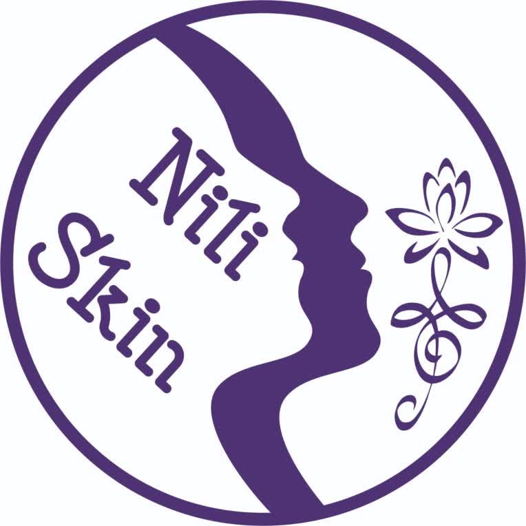 طراحی لوگو برای خدمات پاکسازی پوست(فشیال)
