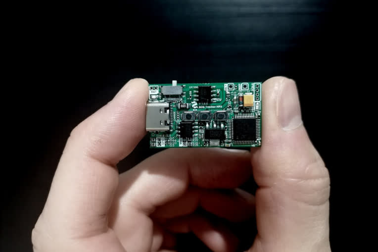 طراحی شماتیک و PCB، ساخت، و برنامه‌نویسی ماژول GSM