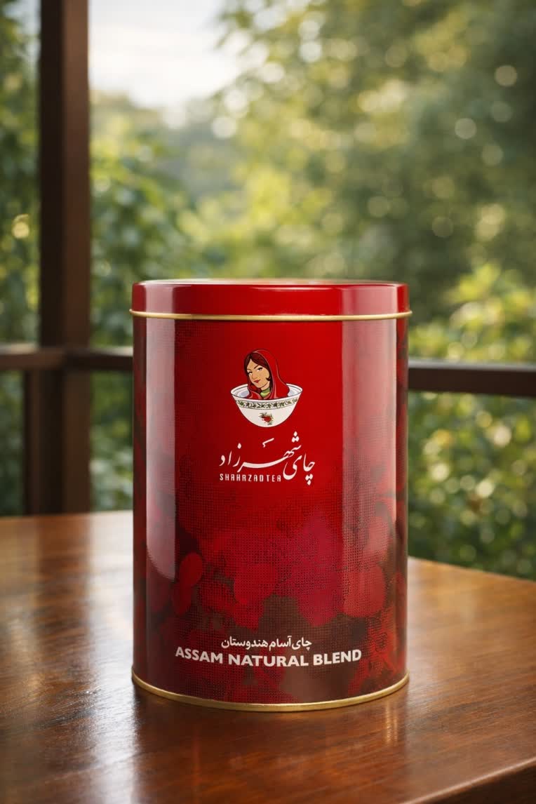 عکاسی محصول از قوطی چای سیاه آسام شهرزاد.